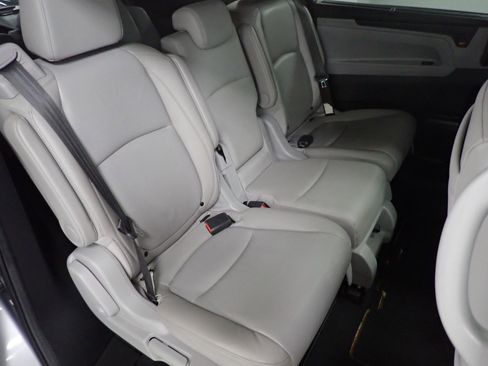 Used 2019 Honda Odyssey EX-L image 8