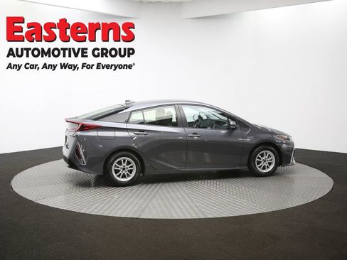 Used 2021 Toyota Prius Prime LE FWD image 42