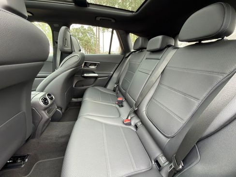 New 2026 Mercedes-Benz GLC 300 GLC 300 image 13