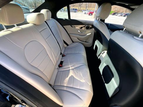 Used 2018 Mercedes-Benz C 300 4MATIC Sedan image 20