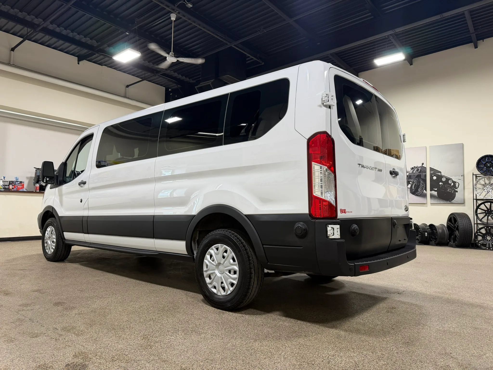Used 2019 Ford Transit 350 XL RWD image 11