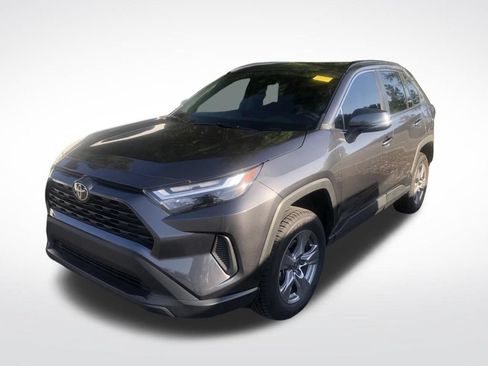 Used 2023 Toyota RAV4 XLE w/ Convenience Package FWD image 2