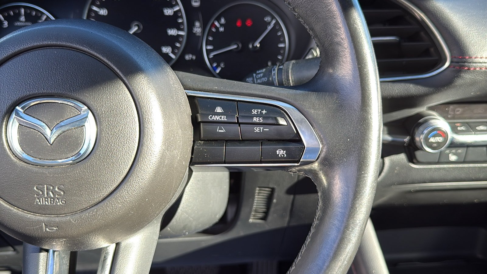 Used 2024 MAZDA MAZDA3 s AWD/4WD image 13