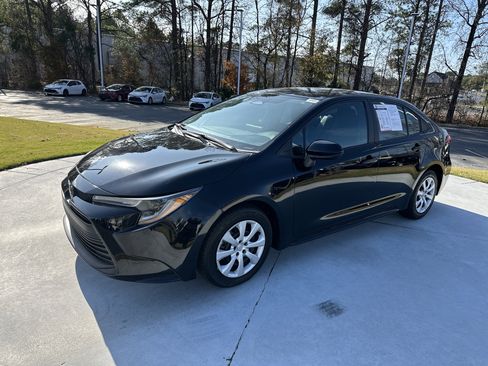 Certified 2024 Toyota Corolla LE image 5