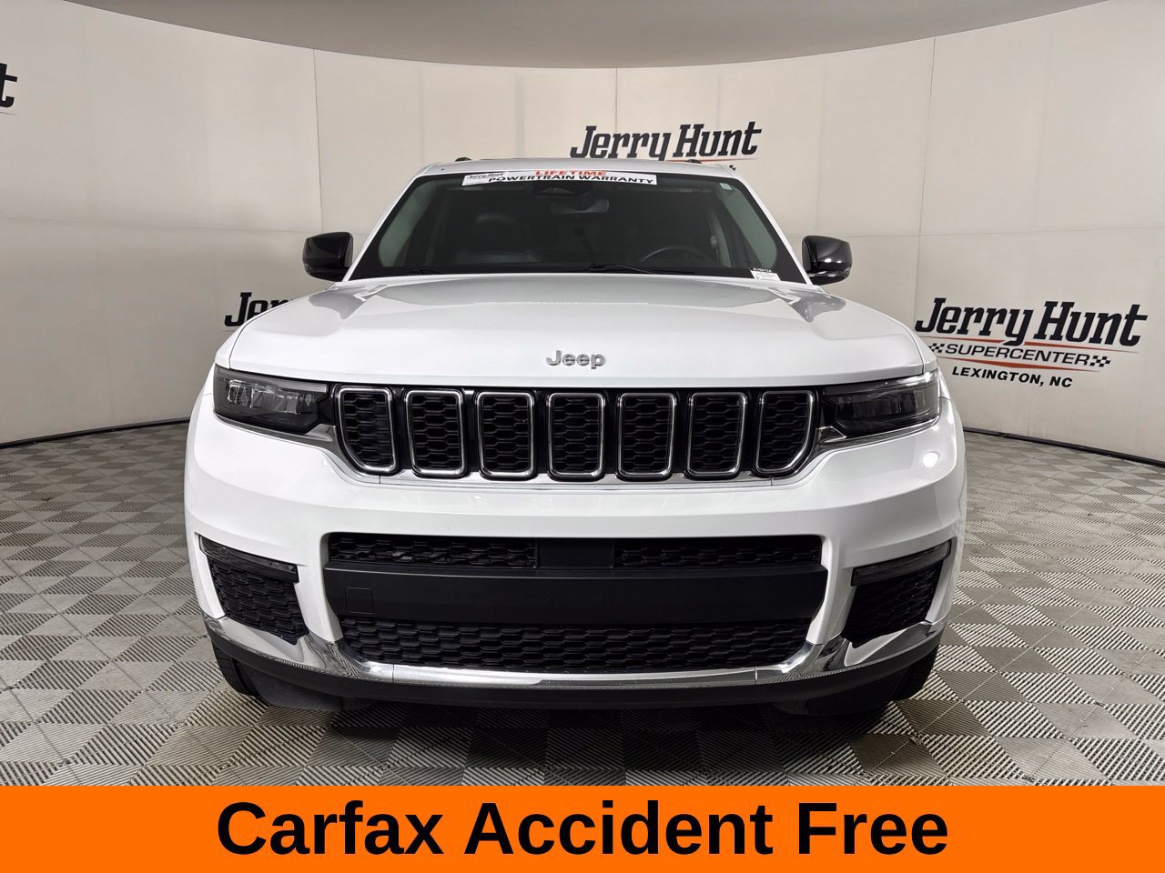 Used 2022 Jeep Grand Cherokee L Limited AWD/4WD image 3