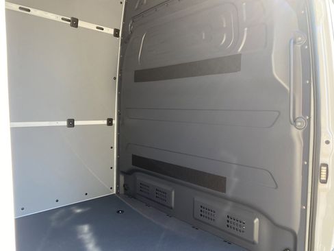 New 2025 Mercedes-Benz Sprinter 2500 image 8
