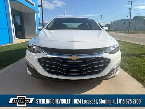 Used 2024 Chevrolet Malibu LT FWD image 8