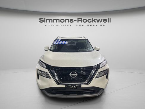 Used 2023 Nissan Rogue SV w/ SV Premium B Package image 1