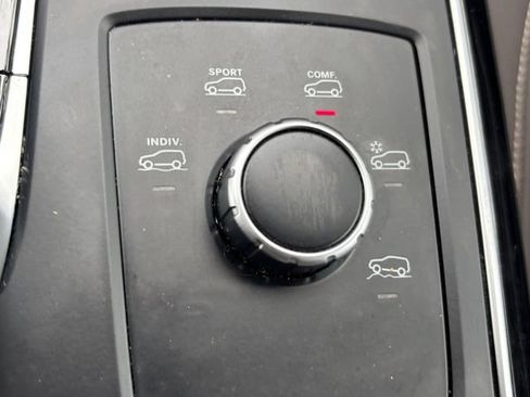 Used 2019 Mercedes-Benz GLS 450 4MATIC image 33