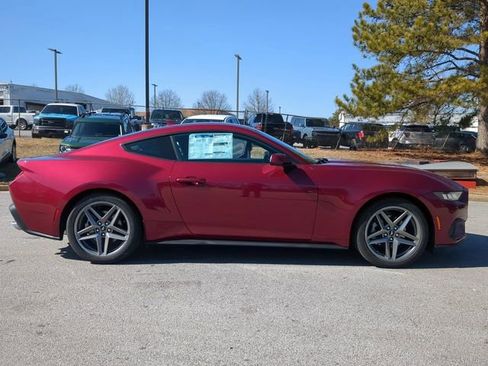 New 2025 Ford Mustang Coupe image 3