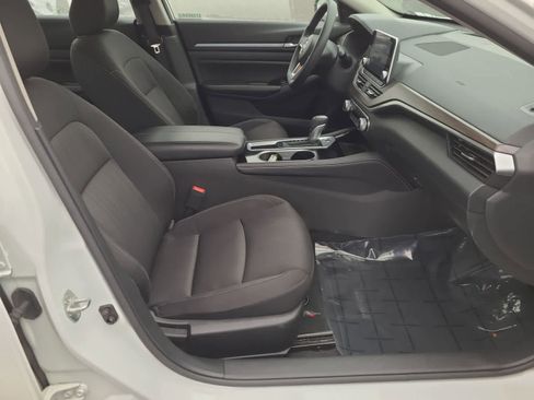 Used 2023 Nissan Altima 2.5 SV image 22