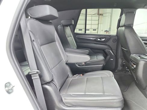 Used 2024 GMC Yukon Denali image 42