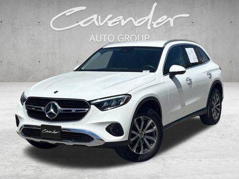 Used 2024 Mercedes-Benz GLC 300 image 1