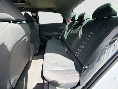 New 2026 Hyundai Elantra SEL Sport Premium FWD image 24