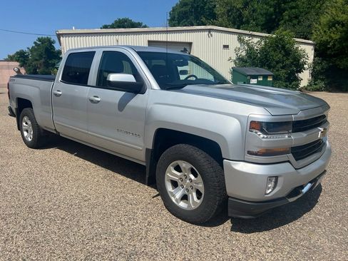 Used 2016 Chevrolet Silverado 1500 LT w/ All Star Edition AWD/4WD image 9
