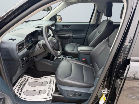 Used 2024 Ford Maverick Lariat w/ Black Appearance Package image 11