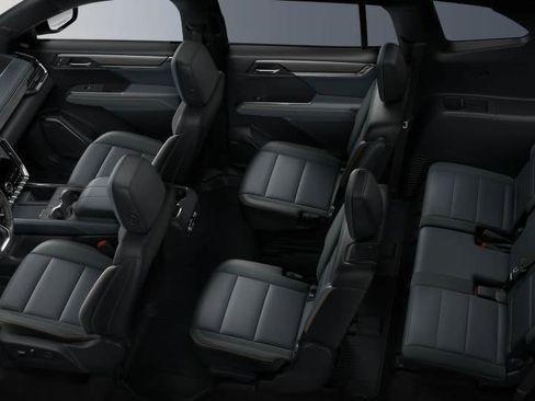 New 2026 GMC Acadia AT4 w/ Luxury Package AWD/4WD image 9
