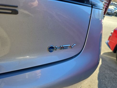 Used 2023 Toyota Prius LE image 17