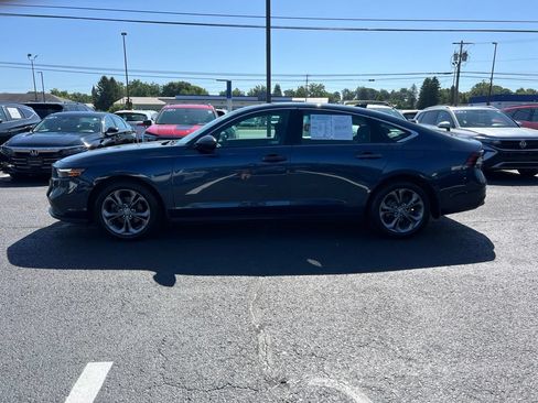 Used 2023 Honda Accord EX image 2