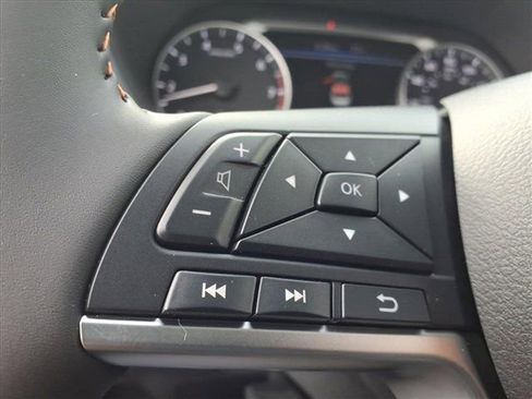 New 2025 Nissan Sentra SR image 21