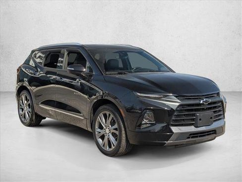 Used 2021 Chevrolet Blazer Premier w/ Driver Confidence II Package AWD/4WD image 3
