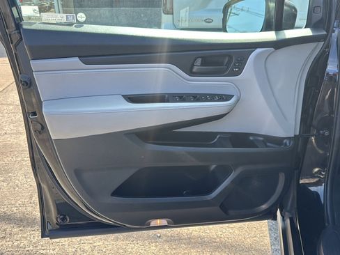 Used 2020 Honda Odyssey EX-L image 16