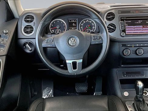 Used 2014 Volkswagen Tiguan SE FWD image 8