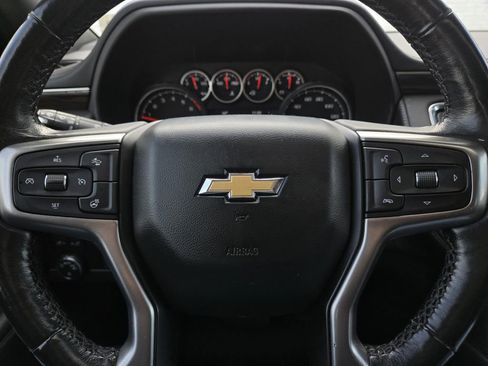 Used 2021 Chevrolet Suburban LT w/ LT Signature Package image 26