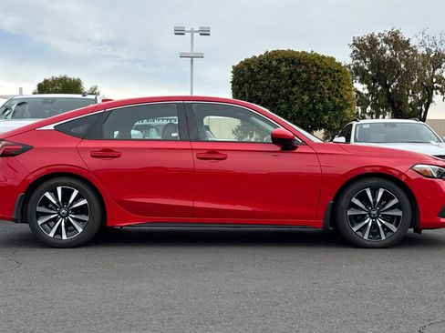 Used 2022 Honda Civic EX-L image 4