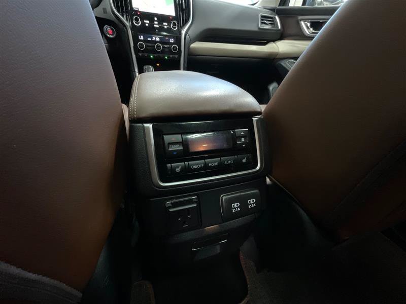 Used 2019 Subaru Ascent Touring w/ Popular Package #3 AWD/4WD image 31