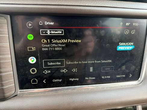Used 2022 GMC Yukon XL Denali w/ Denali Premium Package AWD/4WD image 20