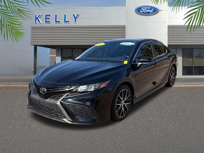 Used 2021 Toyota Camry SE w/ Convenience Package