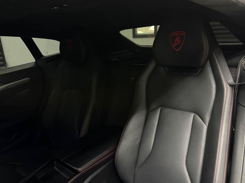Used 2019 Lamborghini Urus AWD/4WD image 3