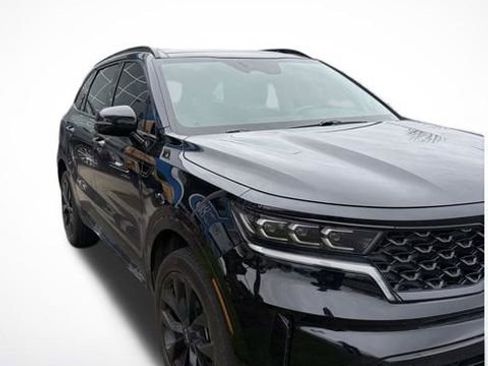 Used 2023 Kia Sorento SX image 1