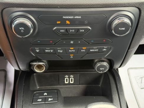 Used 2021 Ford Ranger XLT w/ Equipment Group 301A Mid AWD/4WD image 16