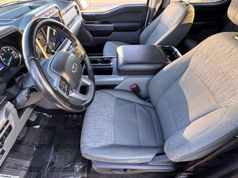 Used 2022 Ford F150 XLT w/ Equipment Group 302A High image 17