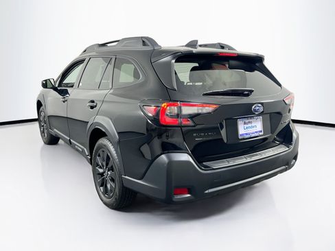 Used 2023 Subaru Outback Onyx Edition AWD/4WD image 7
