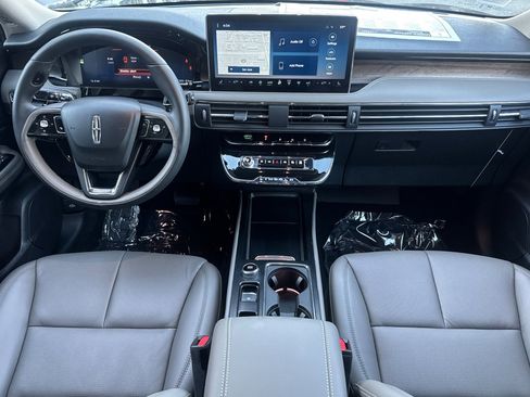 New 2025 Lincoln Corsair Grand Touring w/ Jet Appearance Package image 11