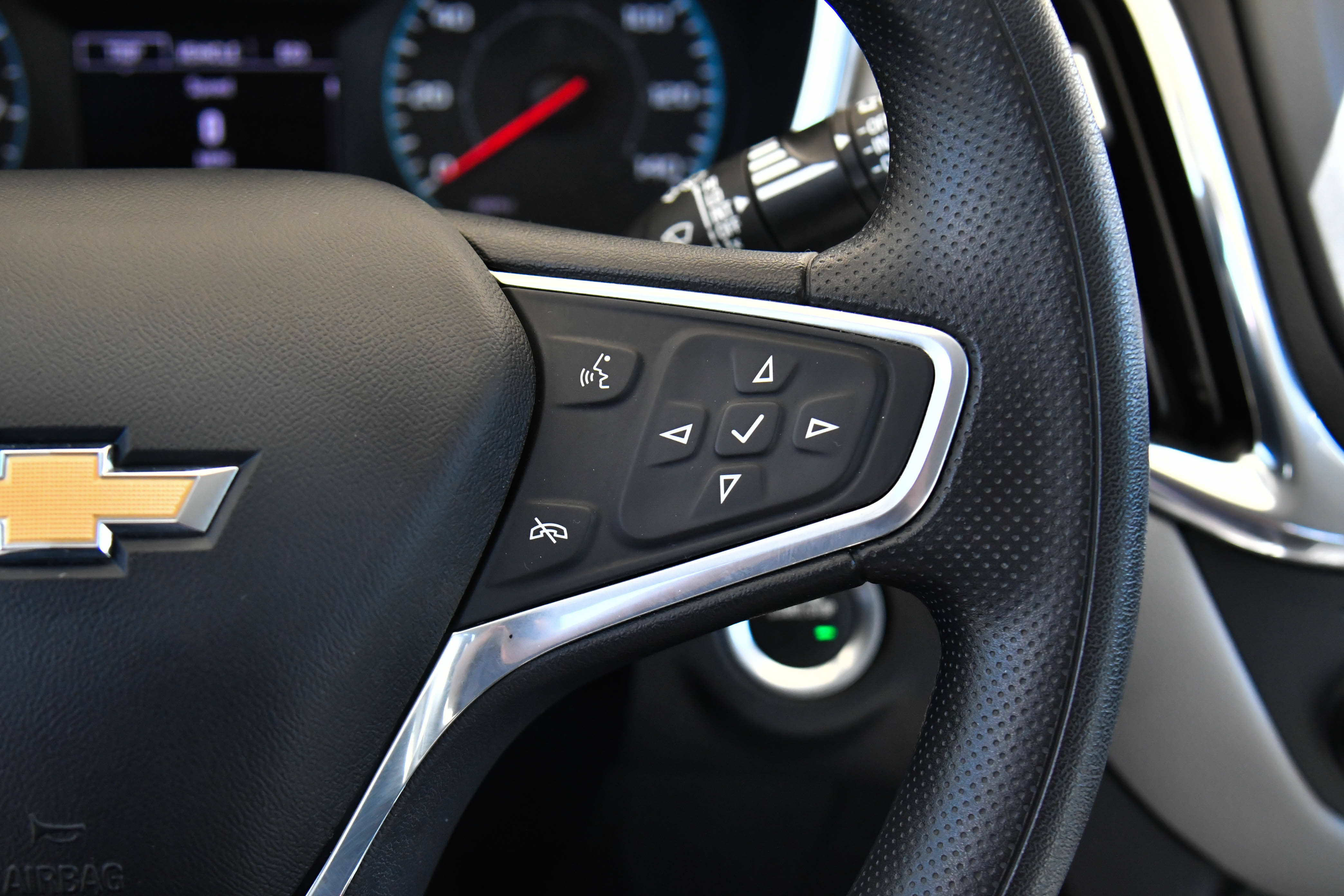 Used 2022 Chevrolet Equinox LS AWD/4WD image 30