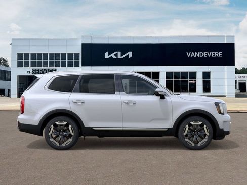 New 2025 Kia Telluride S image 7