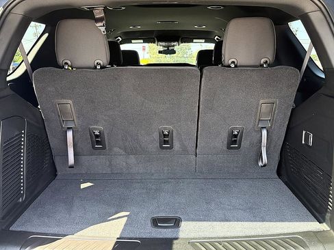 Used 2025 Chevrolet Tahoe LS w/ LPO, Dark Essentials Package AWD/4WD image 11