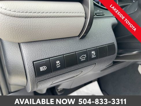 Used 2019 Toyota Camry LE image 26