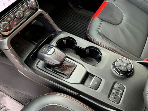 Used 2025 Ford Ranger Raptor image 12