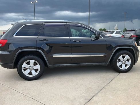 Used 2011 Jeep Grand Cherokee Laredo AWD/4WD image 23