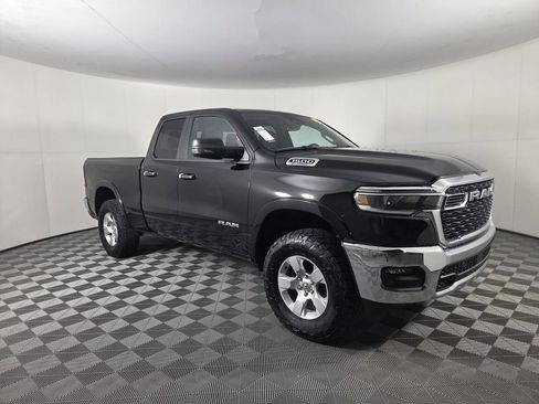 Used 2025 RAM 1500 Big Horn RWD image 2