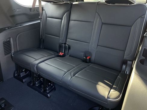 New 2026 GMC Yukon XL Elevation image 36