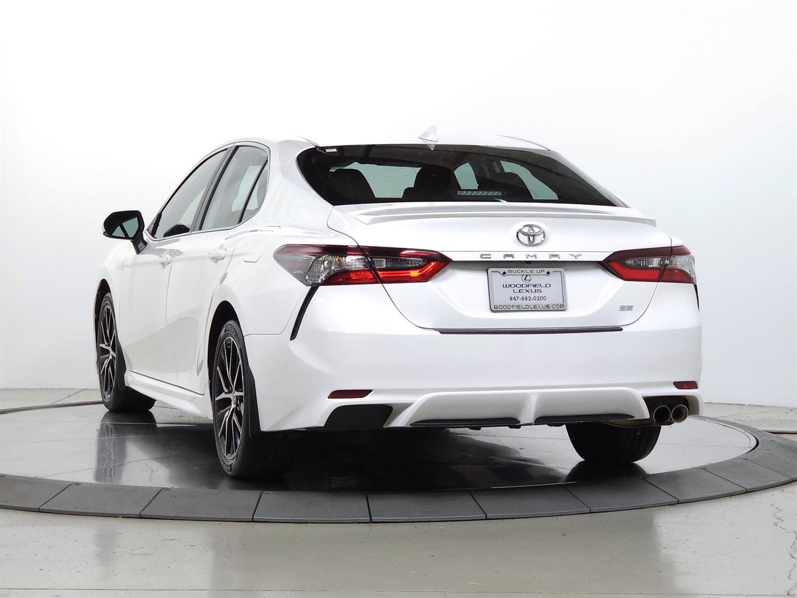 Used 2023 Toyota Camry SE w/ Protection Package (Q2) (TMS) FWD image 5