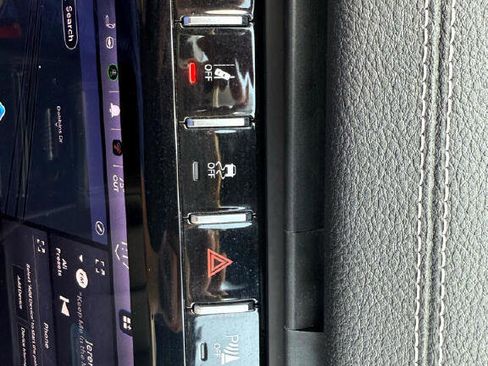 Used 2021 Jeep Grand Cherokee L Limited image 24