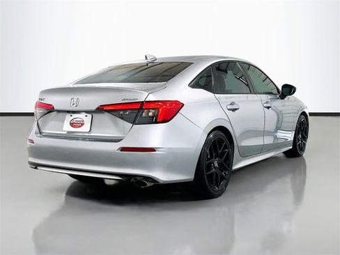 Used 2023 Honda Civic Sport image 4