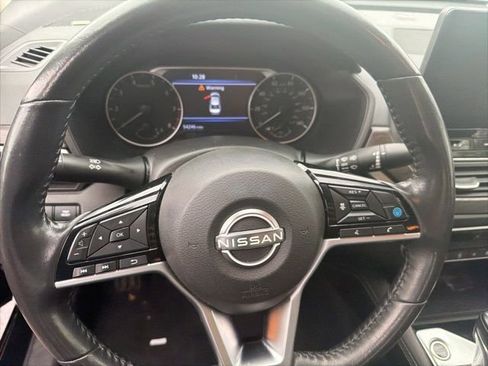 Used 2023 Nissan Altima 2.5 SL image 28